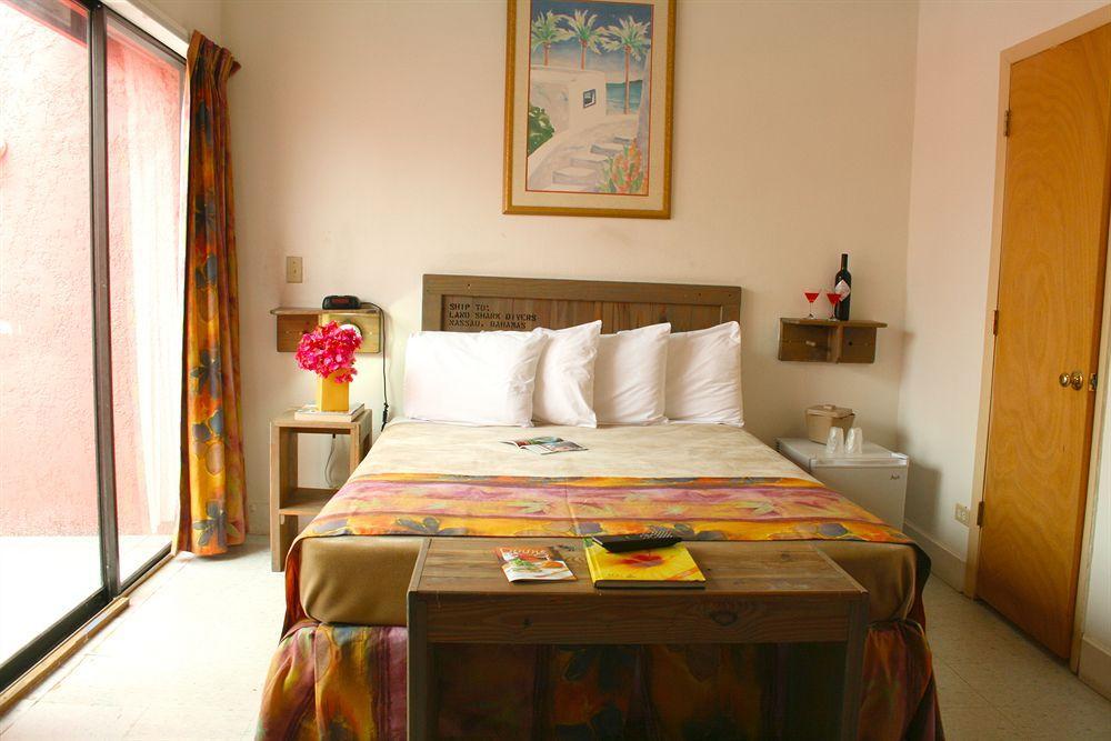 Coco Plum Resorts Bahamas Nassau Extérieur photo